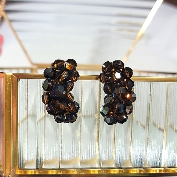 Vintage Jewelry - Vintage Amber Topaz Color Crystal Beaded Cluster Climber Clip On Earrings